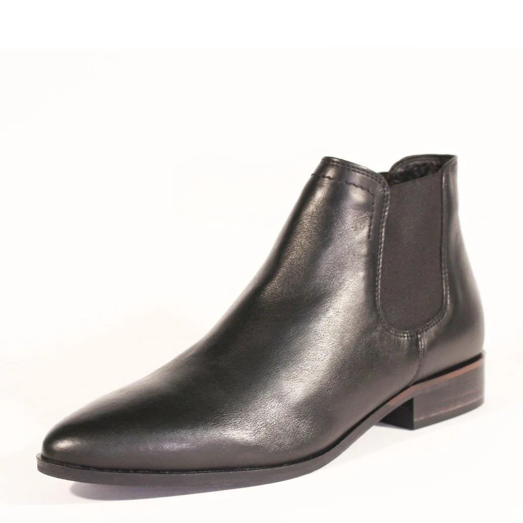 Dapper Leather Chelsea Boots