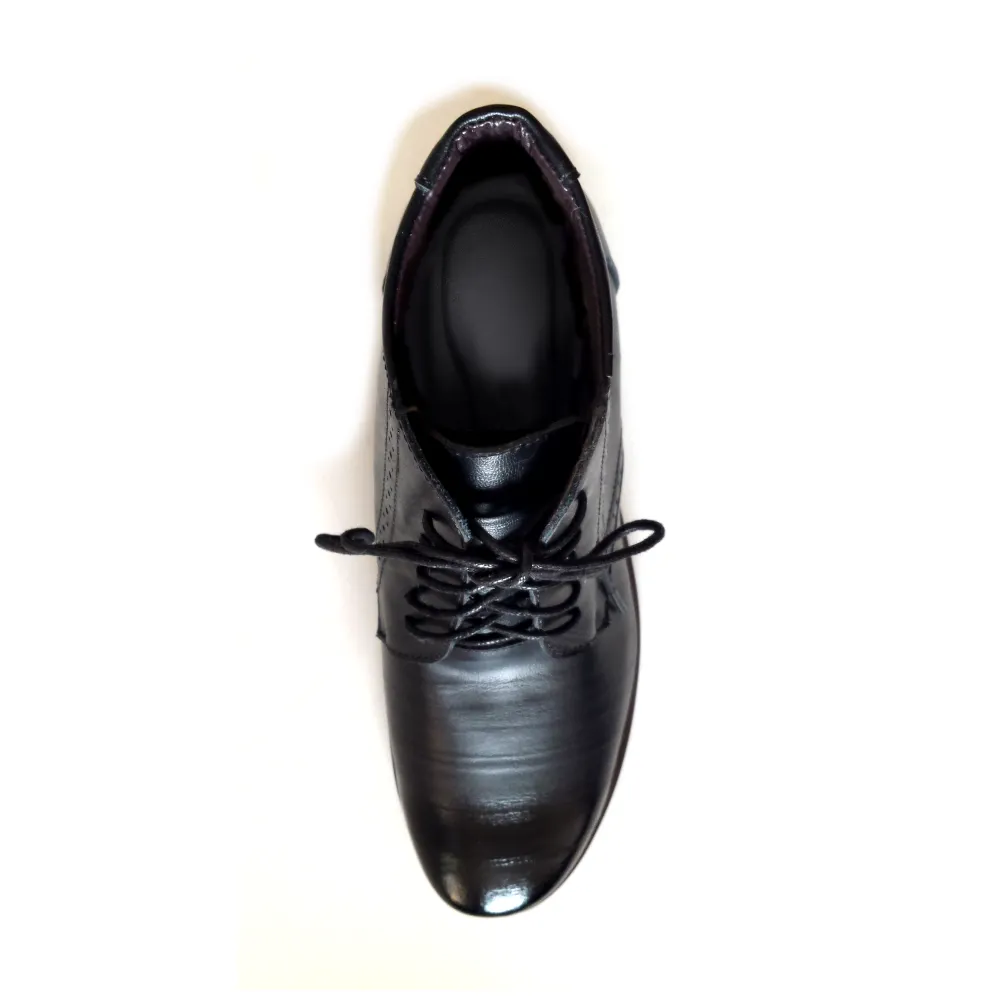 The Barrister's Boots in Black